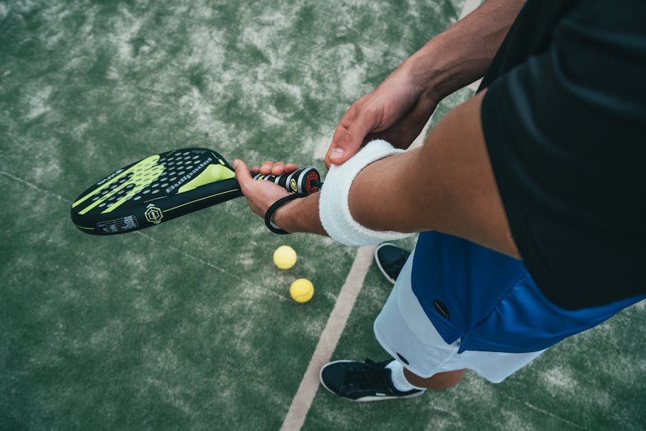 Bullpadel Vertex 05 2026 padel racket — hybrid shape, 12K carbon face