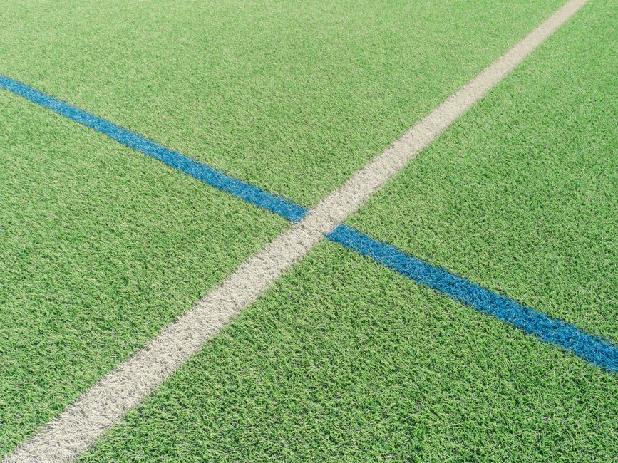 Padel Court Surfaces Compared UK 2026: Which Plays Best