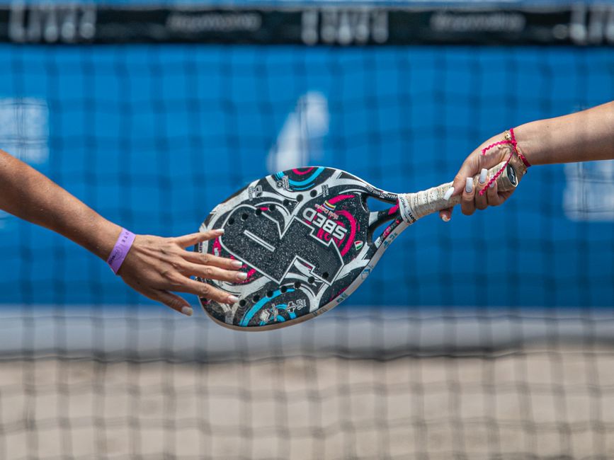Best Padel Rackets for Women UK 2026
