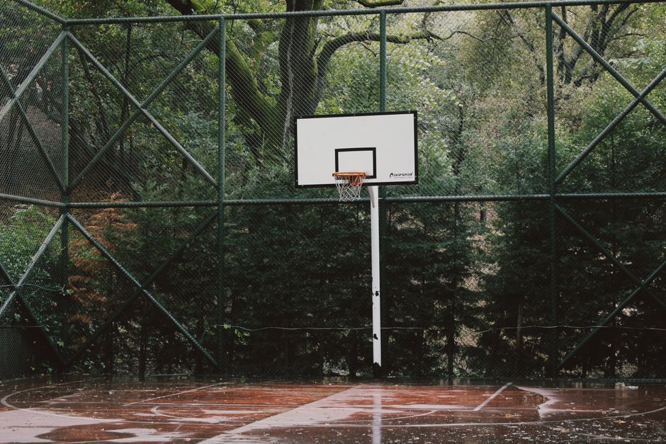 Playing Padel in the Rain and on Wet Courts